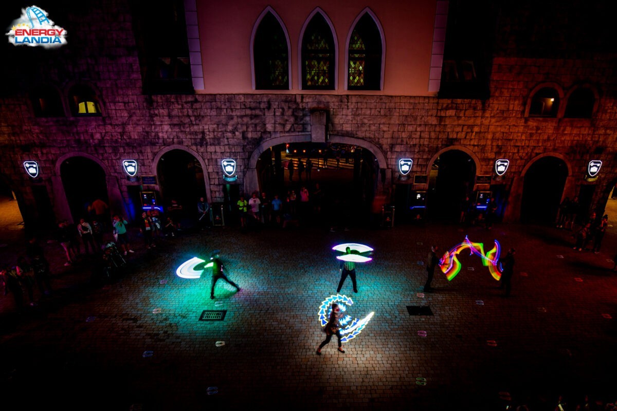 Najlepsze-parki-rozrywki-Małopolski Ekstremalne show w parku rozrywki