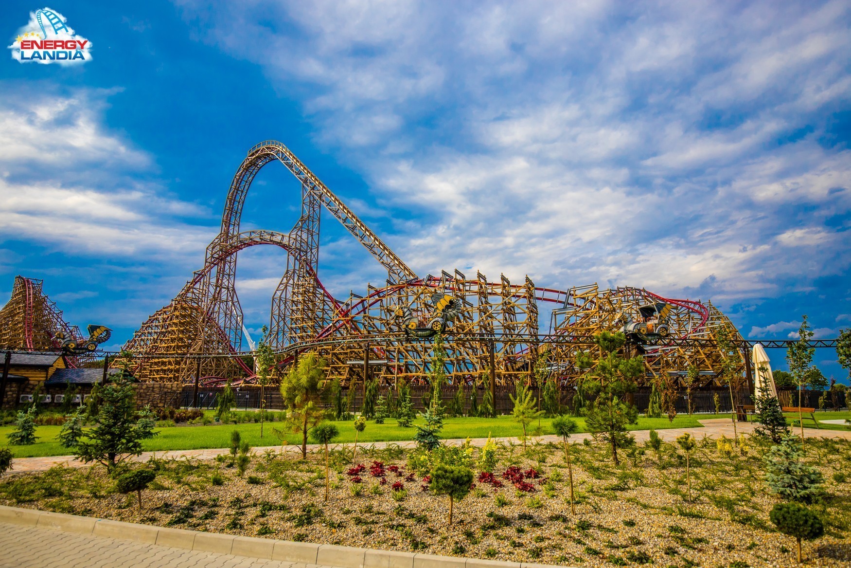 Zadra najwi kszy drewniany roller coaster na wiecie Western